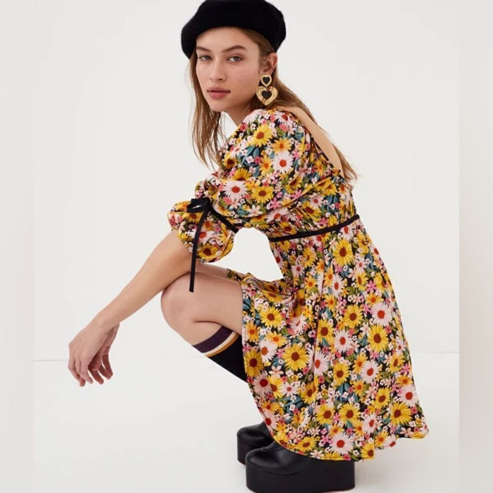 NWT For Love And Lemons Sylvia Floral Mini Dress Medium